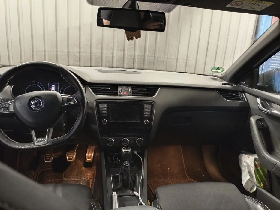 Skoda Octavia III Kombi 2.0 TDI (184 KM) – zdjęcie 6