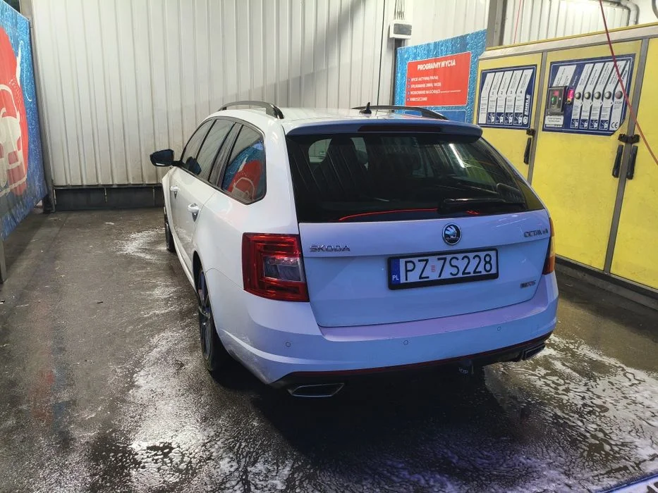 Skoda Octavia III Kombi 2.0 TDI (184 KM) – zdjęcie 3