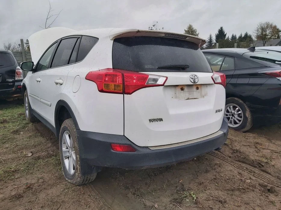 Toyota Rav4 IV XA40 13-15r rurka wlew zbiorniczka spryskiwaczy – zdjęcie 4