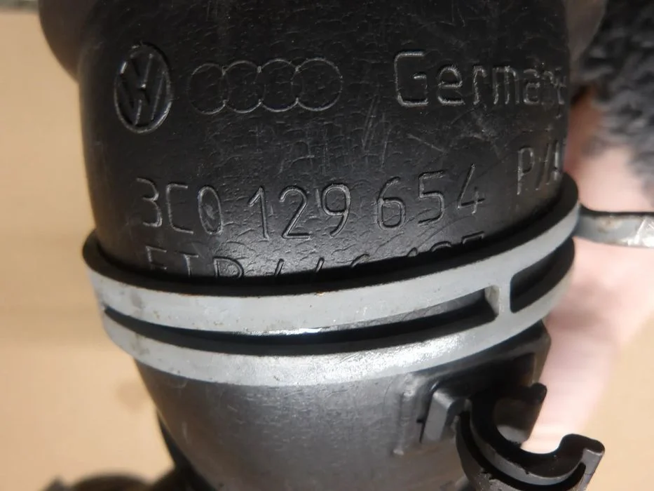 VW TOURAN I LIFT 06-10r. 2.0 TDI RURA PRZEWÓD POWIETRZA 3C0129654 – zdjęcie 5