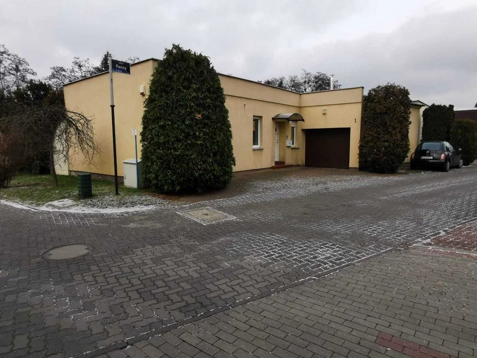 Dom Ładne pokoje 8-10 osób dla firm, Poznań Malta oś Zodiak, faktura – zdjęcie 9
