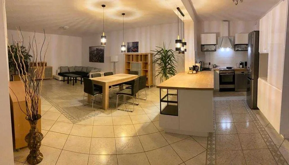 Dom Ładne pokoje 8-10 osób dla firm, Poznań Malta oś Zodiak, faktura – zdjęcie 2