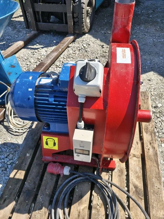 Mieszalnik Paszowy 500kg z śrutownikiem ssącotłoczącym 11kW – zdjęcie 5
