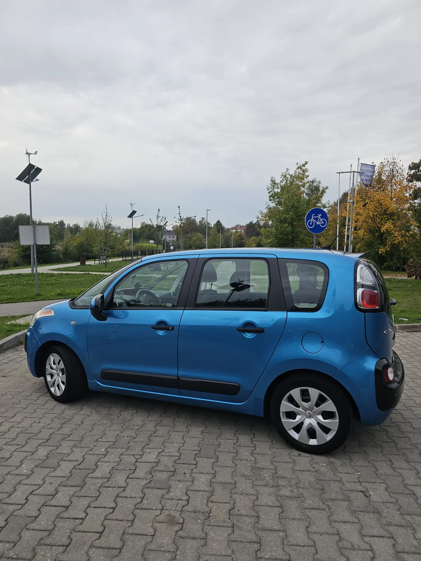 Citroen C3 Picasso 1.6 120 KM - zadbany, gotowy na kolejne kilometry – zdjęcie 3