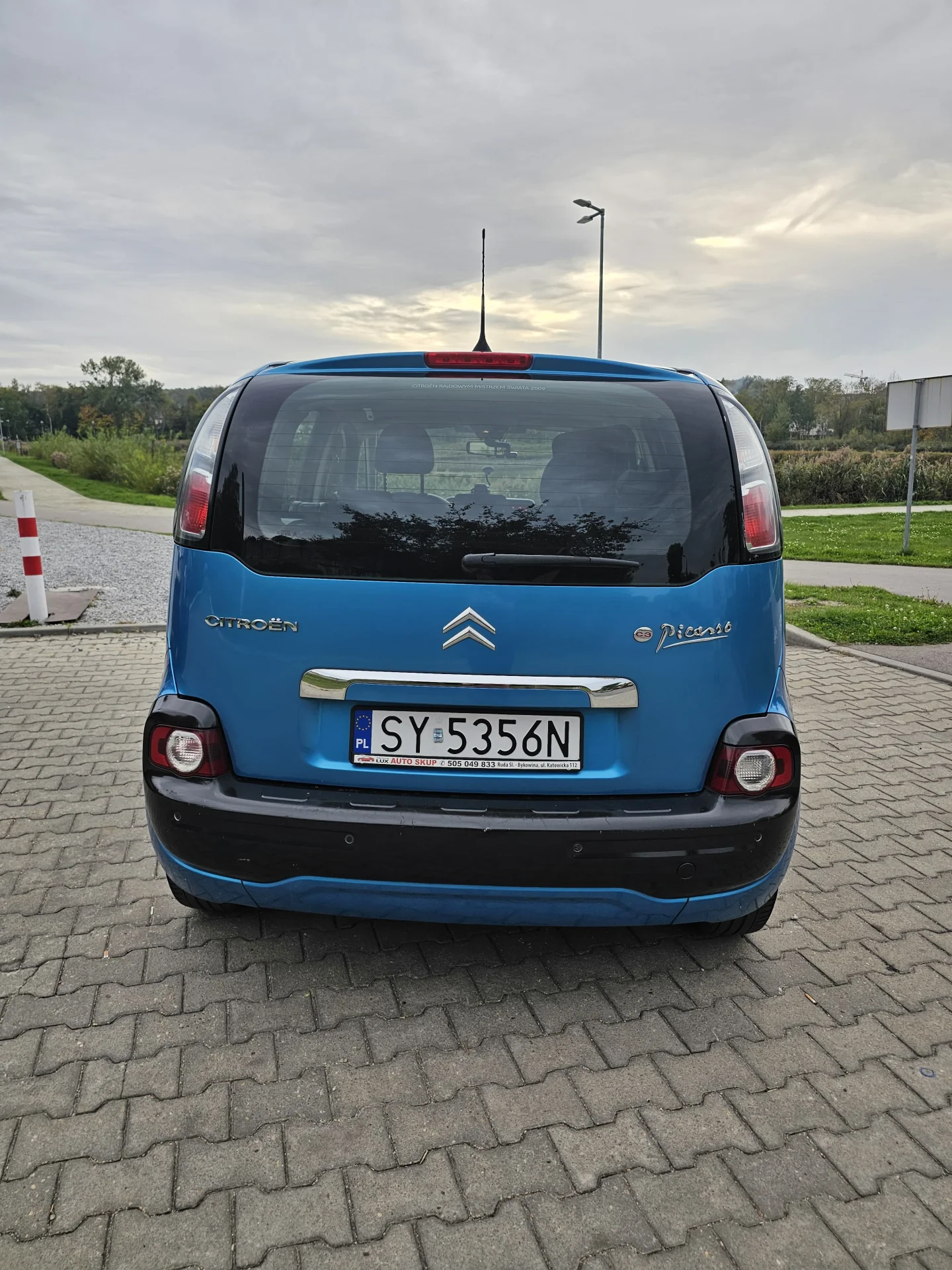 Citroen C3 Picasso 1.6 120 KM - zadbany, gotowy na kolejne kilometry – zdjęcie 4