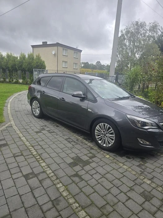Opel Astra J, 2011 rok, 2.0 CDTI 160 KM – zdjęcie 6