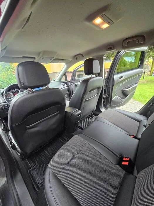 Opel Astra J, 2011 rok, 2.0 CDTI 160 KM – zdjęcie 5