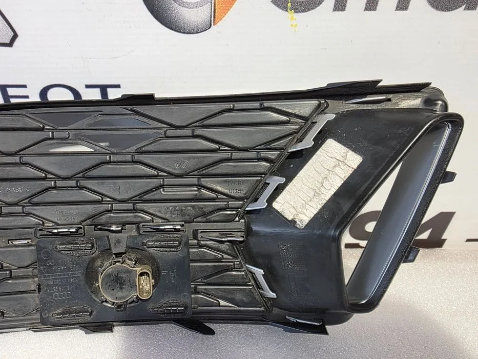 Audi A6 C8 4K0 S-Line 18- Lewa / Prawa Kratka Boczna Zderzaka Przedniego Przód + Parktronik Nr 4K0807681D / 4K0807647D + 5Q1919275A , 4K0807682D / 4K0807648D + 5Q1919275A Nr Aukcji Kb72 – zdjęcie 7