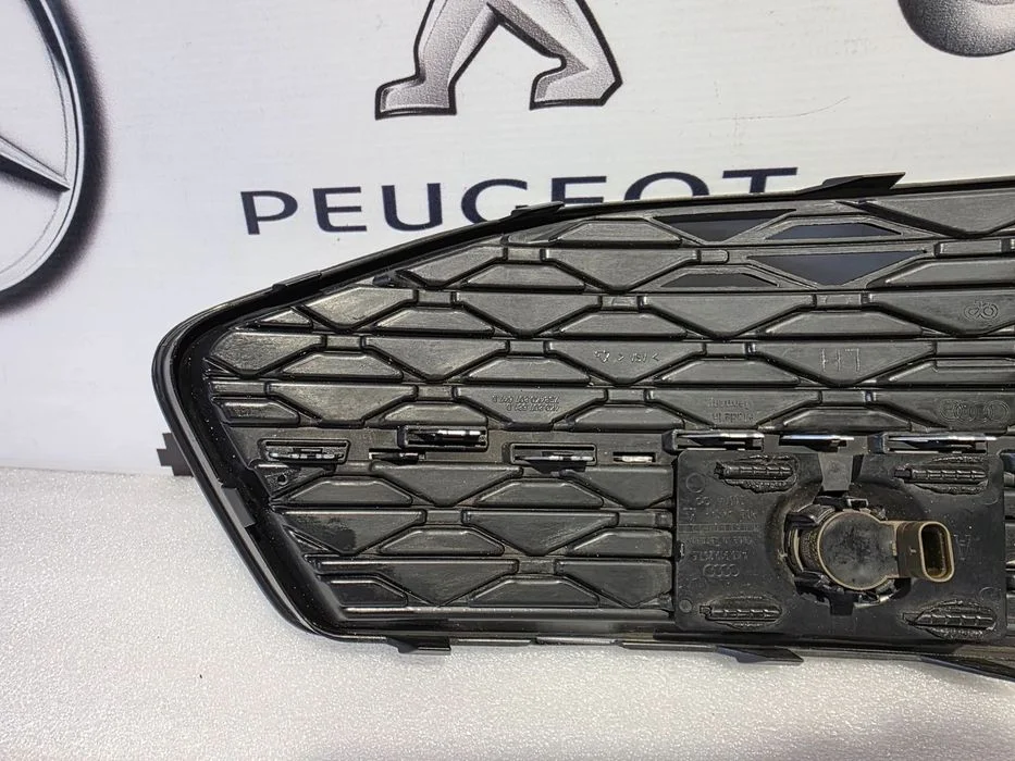 Audi A6 C8 4K0 S-Line 18- Lewa / Prawa Kratka Boczna Zderzaka Przedniego Przód + Parktronik Nr 4K0807681D / 4K0807647D + 5Q1919275A , 4K0807682D / 4K0807648D + 5Q1919275A Nr Aukcji Kb72 – zdjęcie 6