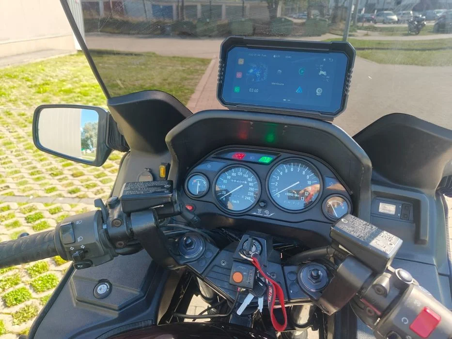 Kawasaki GTR1000 – zdjęcie 5
