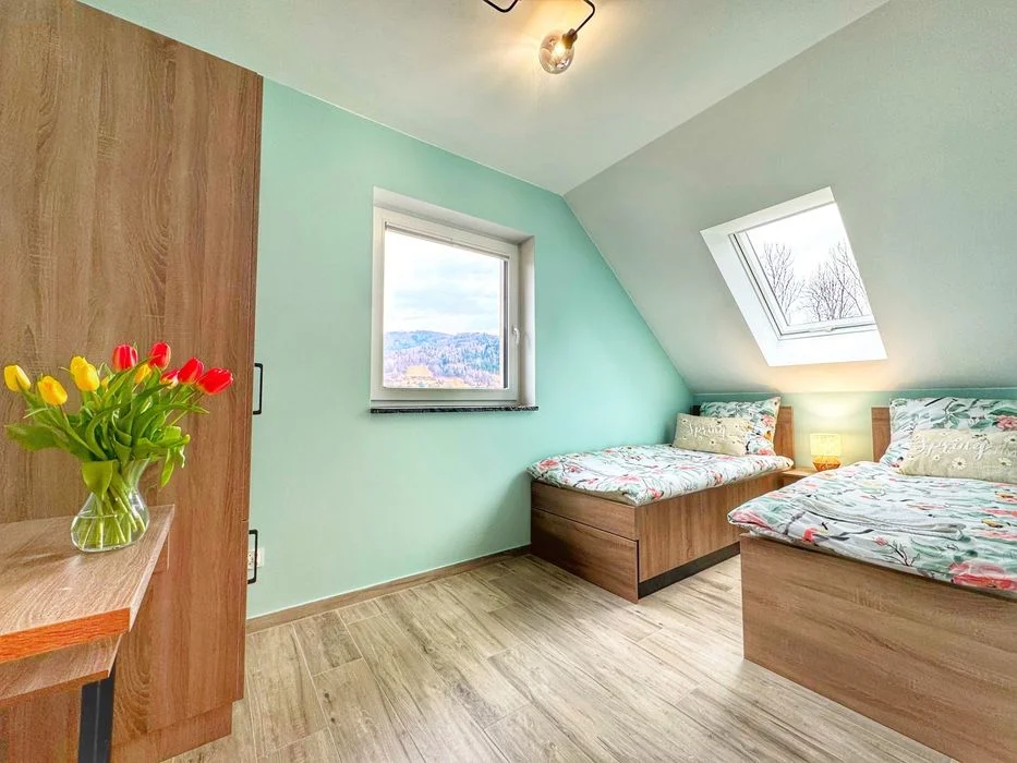 Domek z jacuzzi/sauną w górach,blisko rzeki i lasu,2-16 osób – zdjęcie 8