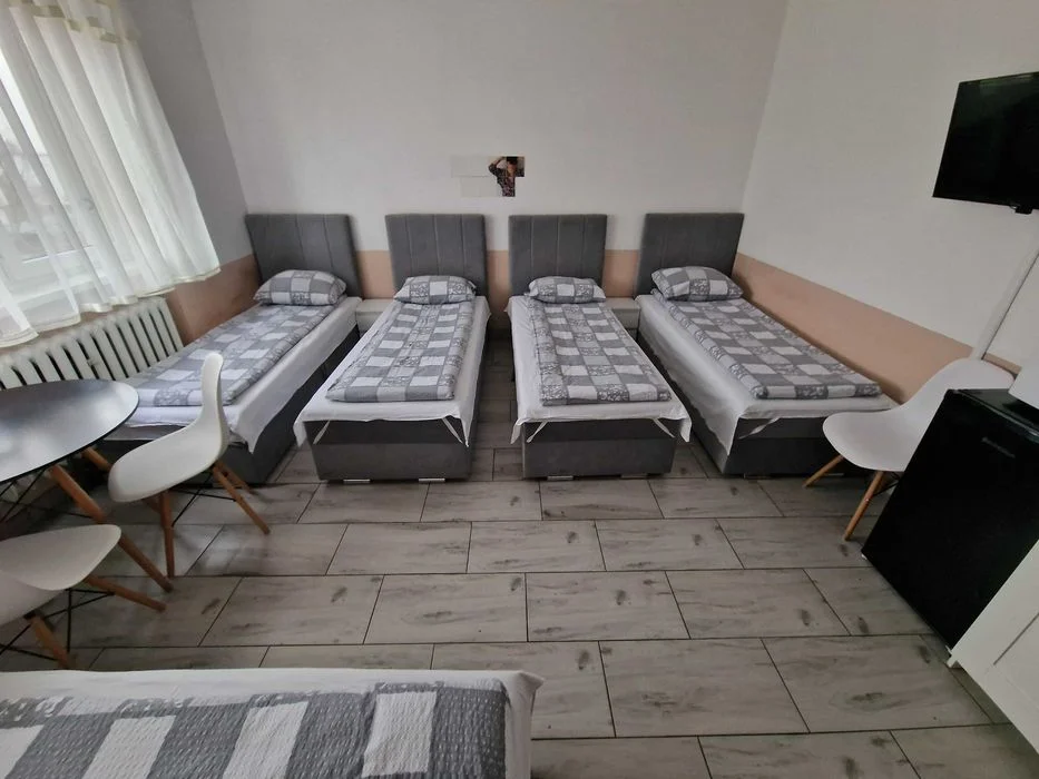 Noclegi Leszno Tanio wolne pokoje – zdjęcie 3