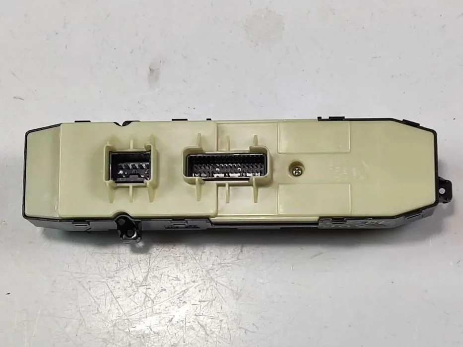 KIA SORENTO 18-20r Panel Sterowania Szyb – zdjęcie 5