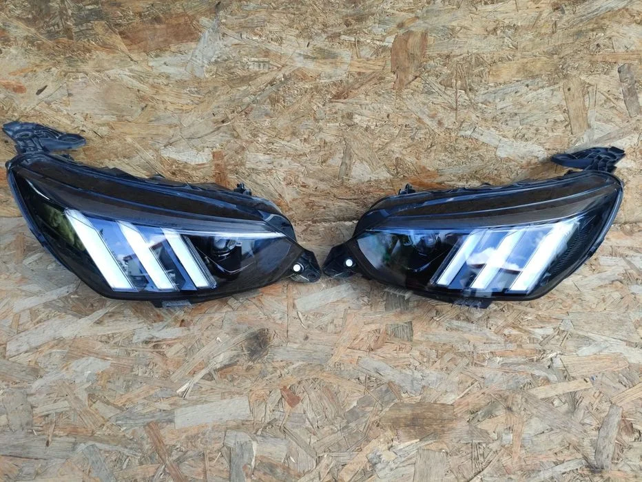 Lampy Przód Full Led Kompletne Peugeot 2008 Ii Gt