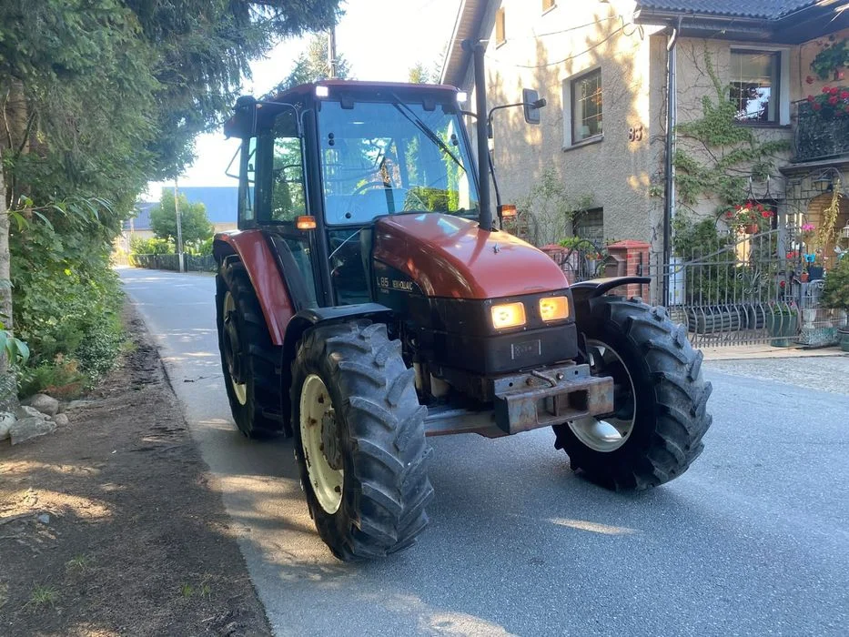 New holland l 85 – zdjęcie 3