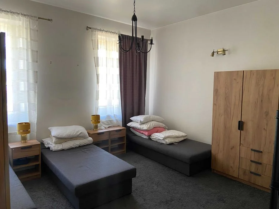 noclegi, ścisłe centrum Aleja NMP – zdjęcie 12