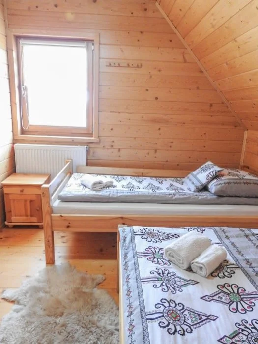 Domki góralskie z balii Wynajem Jacuzzi Balia Sauna Plac zabaw Nocleg Wolne terminy na sylwestra Ferie zimowe – zdjęcie 7