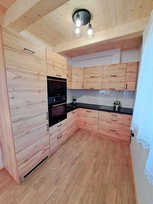 Domki góralskie z balii Wynajem Jacuzzi Balia Sauna Plac zabaw Nocleg Wolne terminy na sylwestra Ferie zimowe – zdjęcie 10