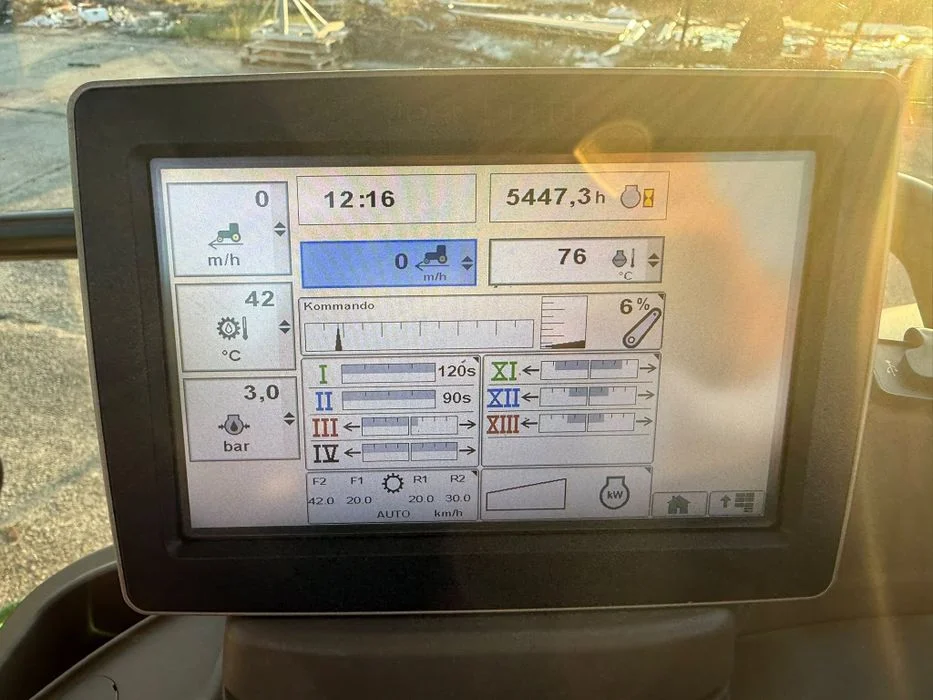 Ciągnik Rolniczy John Deere R6125 – zdjęcie 5