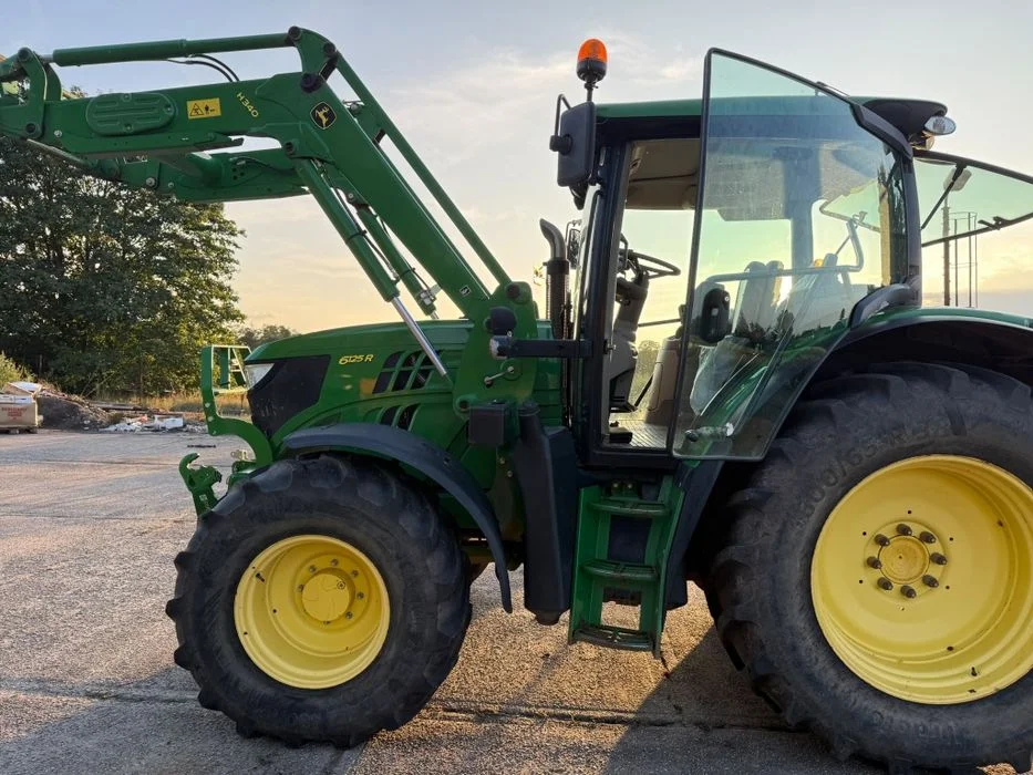 Ciągnik Rolniczy John Deere R6125 – zdjęcie 2