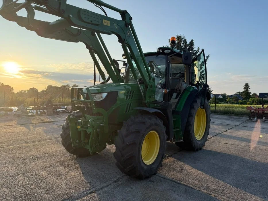 Ciągnik Rolniczy John Deere R6125
