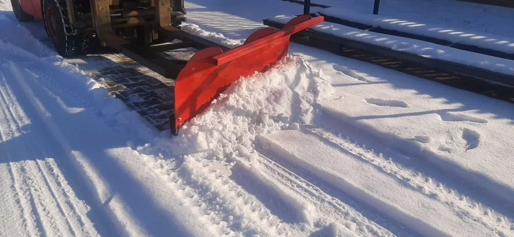 Pług do śniegu montowany do wózka widłowego 180 cm snow plow – zdjęcie 2