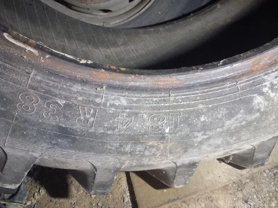 Opony,części Renault 18.4R38,16.9R28