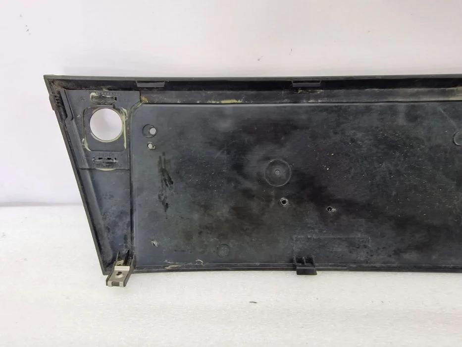 Audi A6 C6 04- Kratka Środkowa W Grill / Podkładka Pod Tablice , Nr 4F0807285E , Nr Aukcji Kr74 – zdjęcie 5