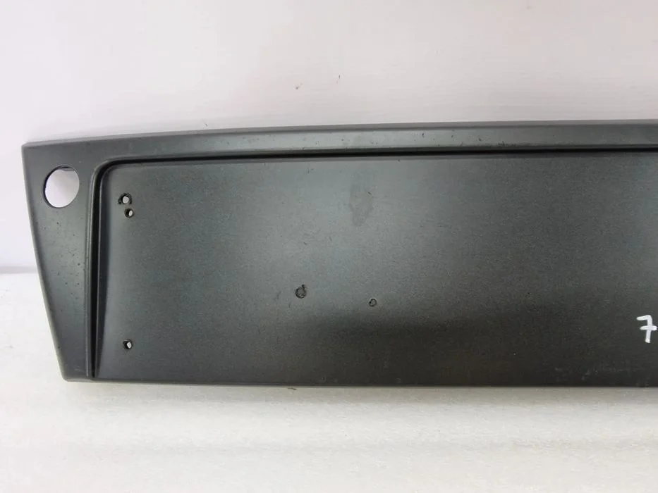 Audi A6 C6 04- Kratka Środkowa W Grill / Podkładka Pod Tablice , Nr 4F0807285E , Nr Aukcji Kr74 – zdjęcie 3
