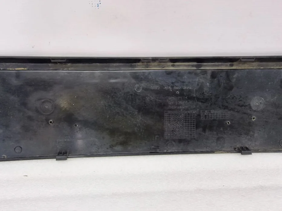 Audi A6 C6 04- Kratka Środkowa W Grill / Podkładka Pod Tablice , Nr 4F0807285E , Nr Aukcji Kr74 – zdjęcie 6