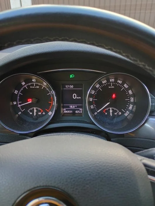 Sprzedam Skoda superb – zdjęcie 5