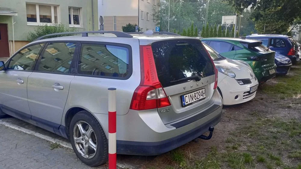 Volvo v70 2.0f 2008 r – zdjęcie 3
