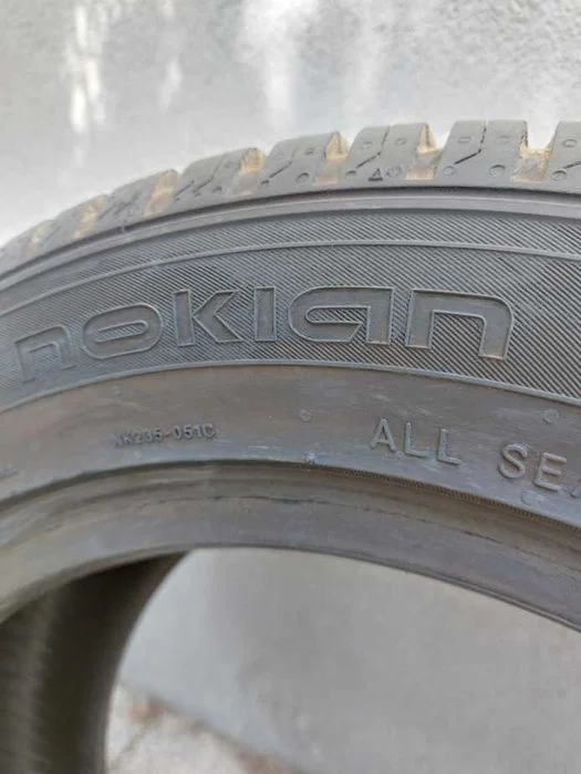 Opony Nokian 205 55 R16 całoroczne – zdjęcie 3