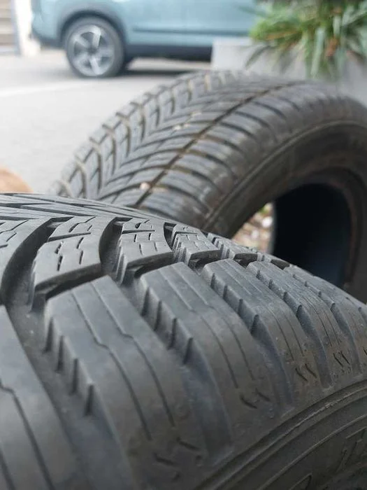 Opony Nokian 205 55 R16 całoroczne