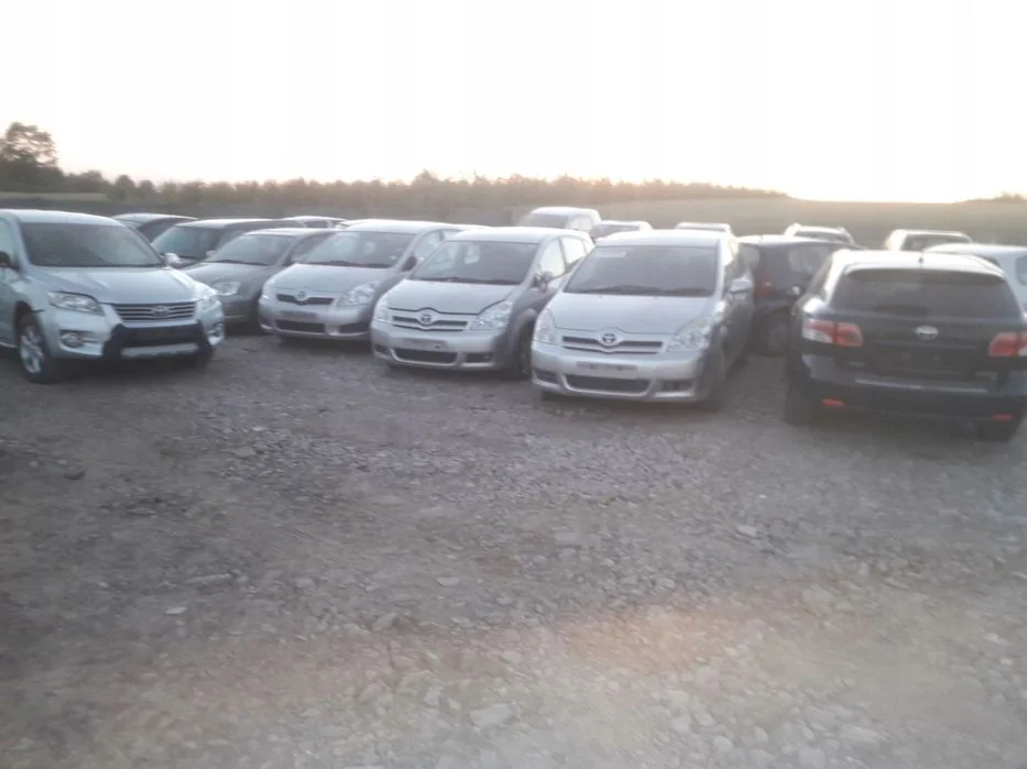 Toyota Corolla E12 chlapacz lewy przód – zdjęcie 11