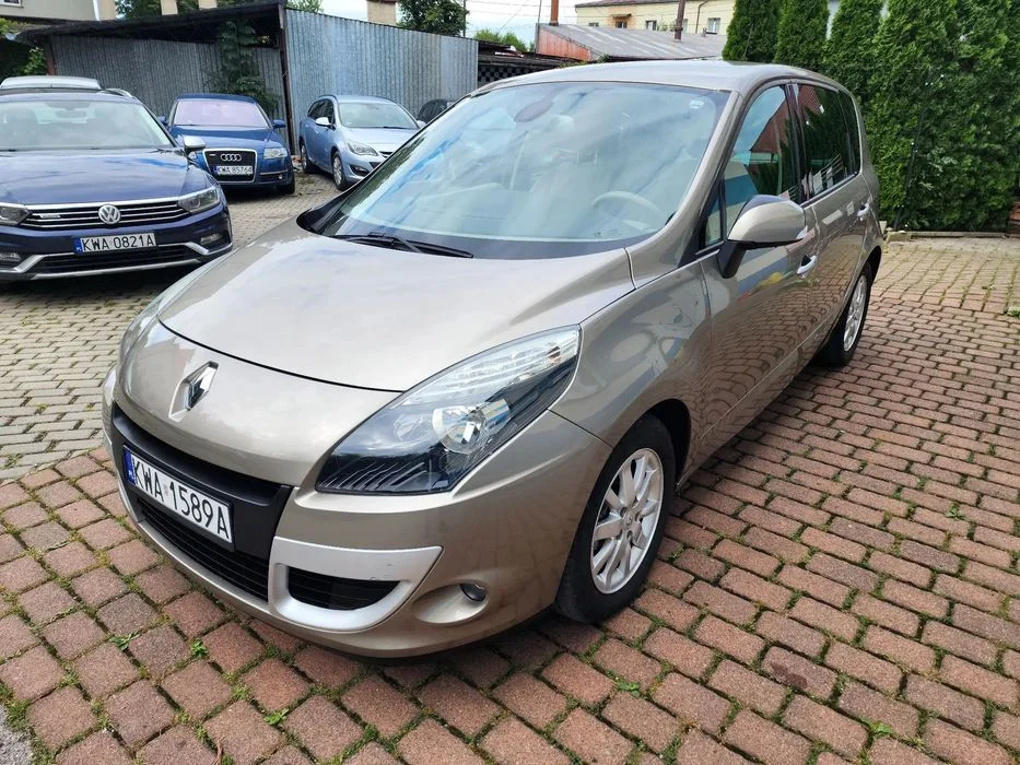 Renault Scenic 2.0 140KM Automat Skóra Navi Keyless Privilege PIĘKNY benzyna – zdjęcie 4
