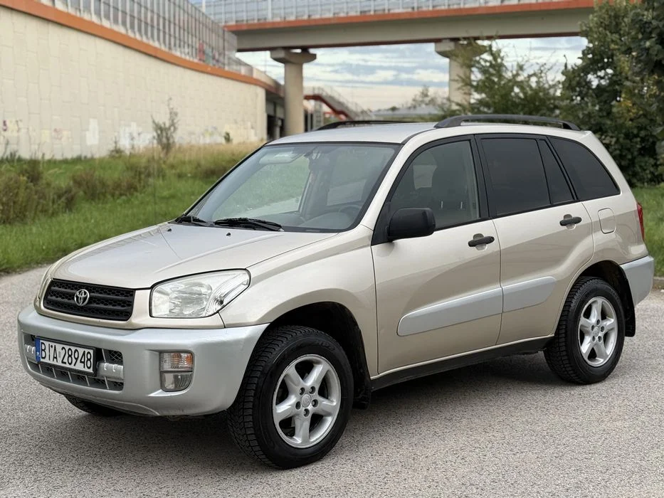 Toyota RAV4 4x4 2.4 Benzyna Automat – prywatnie! Godna Uwagi!