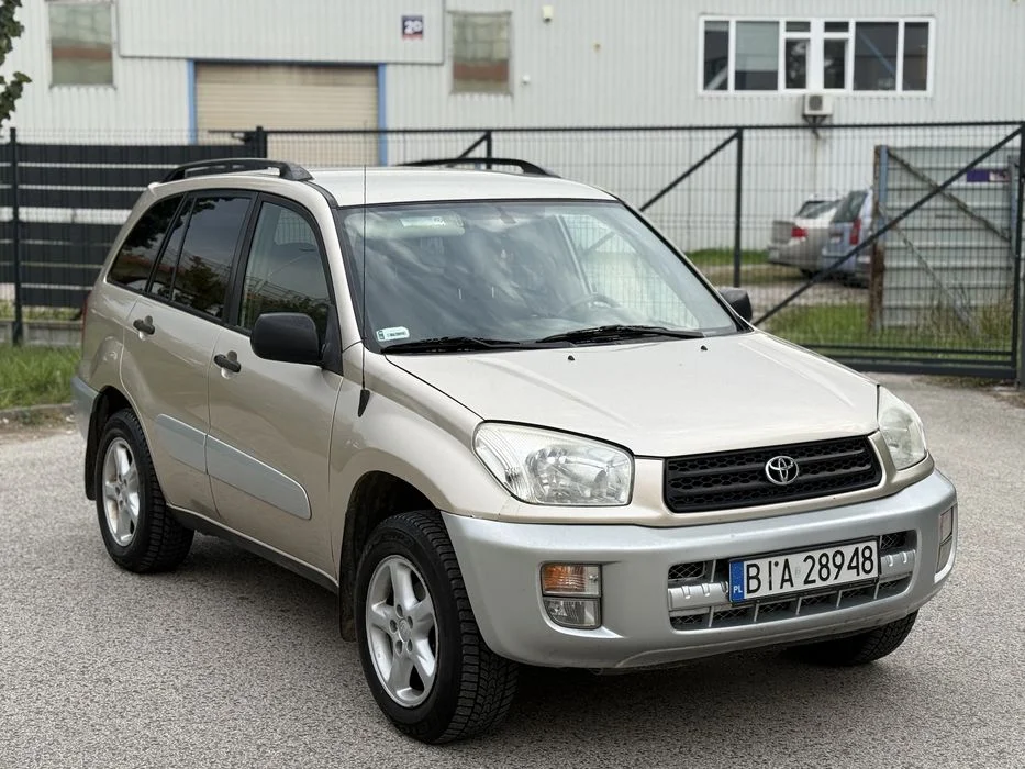 Toyota RAV4 4x4 2.4 Benzyna Automat – prywatnie! Godna Uwagi! – zdjęcie 4