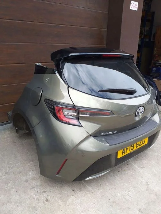 TOYOTA Corolla E21 narożnik zakończenie podszybia prawe 53823 – zdjęcie 9