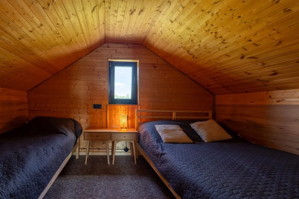 Domki z widokiem na jezioro +jacuzzi +sauna w cenie – zdjęcie 11