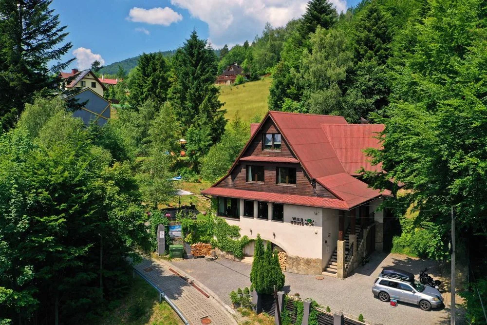 Dom w Szczyrku 15-25os – Sauna Jacuzzi 7 Sypialni z Łazienkami na Wyłączność Domek W Górach