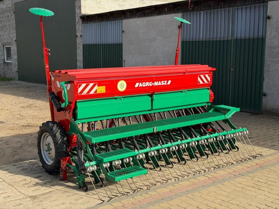 Siewnik zbożowy Agro-Masz SR300 *ścieżki*super stan* (Amazone , Euro-Masz)