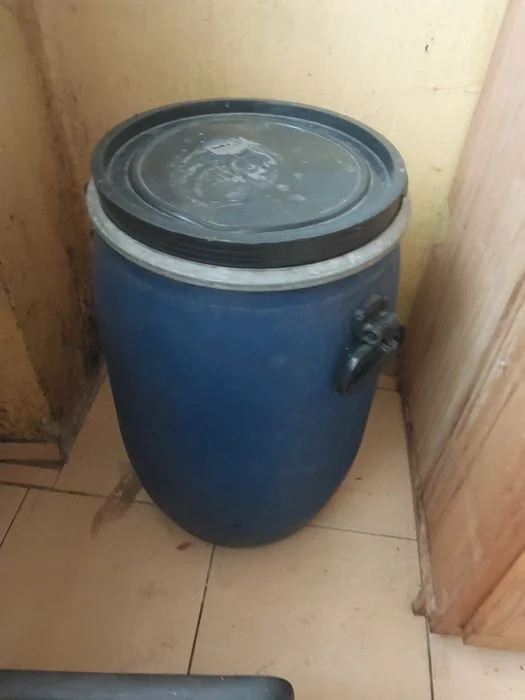 Beczki plastikowe po 60 l za100 – zdjęcie 2