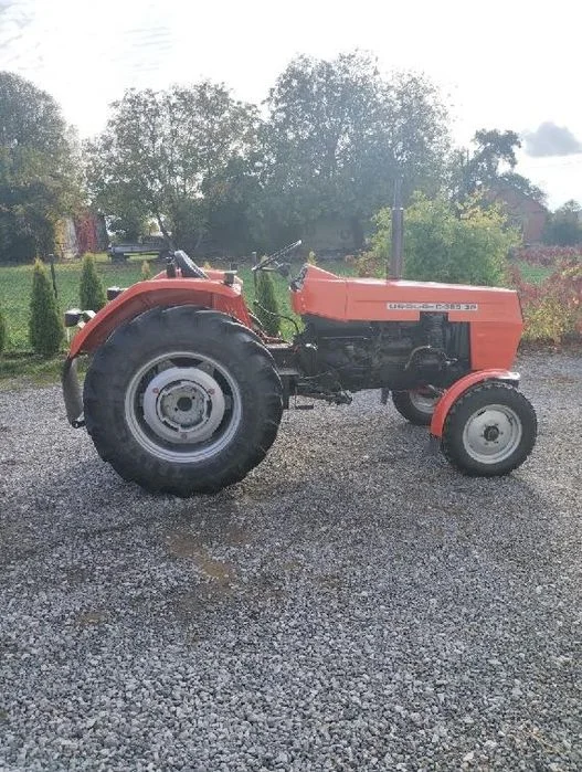 Ciągnik Ursus C-360 3P – zdjęcie 2