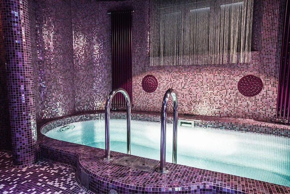 Diamond PRYWATNY BASEN I SAUNA Poznań Apartament Premium Zaręczyny Rocznice Okazje
