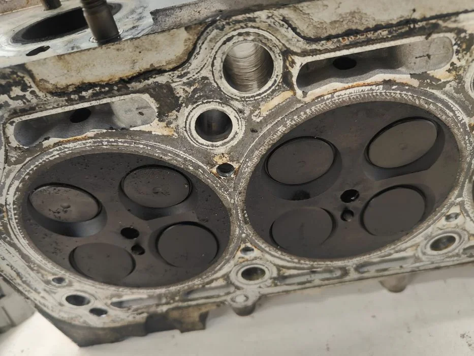 mercedes w204 w211 w209 2.2 diesel om646 a6460100820 głowica silnika wałki – zdjęcie 8