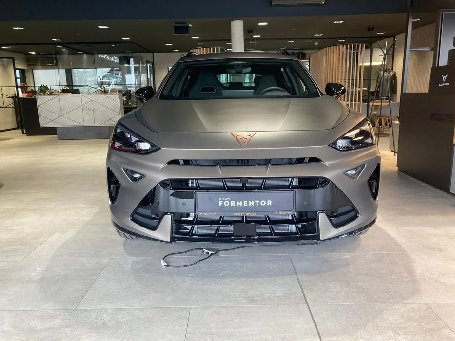 Cupra Formentor 2.0 TSI 4Drive VZ DSG Elektryczna klapa bagażnika – zdjęcie 4
