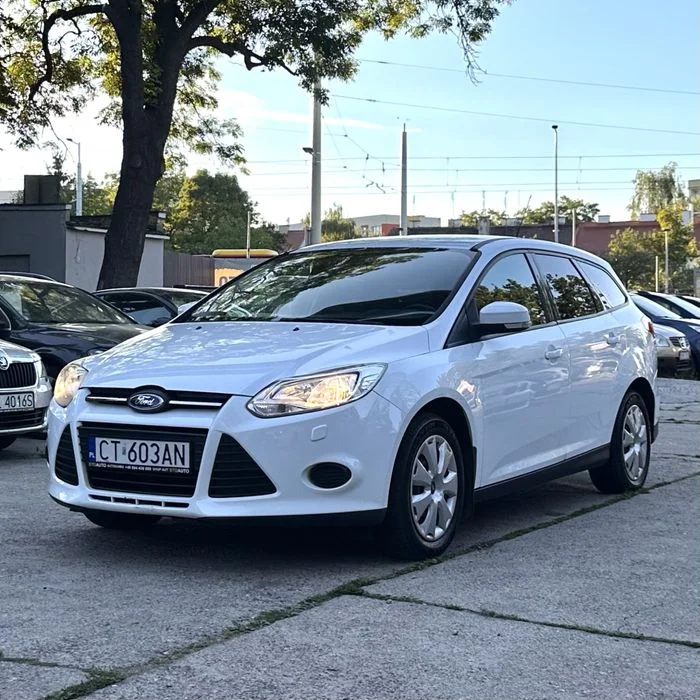 Ford Focus MK3 – 1.6 Benzyna 120KM – Manual – Niski przebieg – Zadbane – Klima – Grzane fotele – 2013