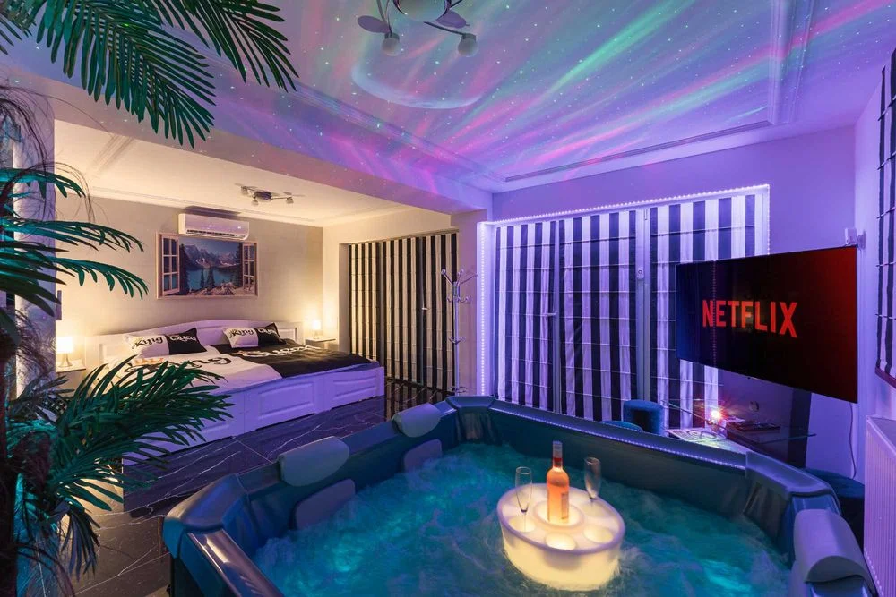 Apartament Domek Nastrojowy LOVE SPA JAUCUZZI w pokoju na wyłączność na życzenie śniadanie do pokoju strefa grill wypoczynek jacuzzi rowery E-bike – zdjęcie 4