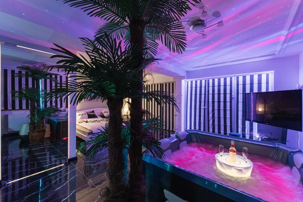 Apartament Domek Nastrojowy LOVE SPA JAUCUZZI w pokoju na wyłączność na życzenie śniadanie do pokoju strefa grill wypoczynek jacuzzi rowery E-bike – zdjęcie 5